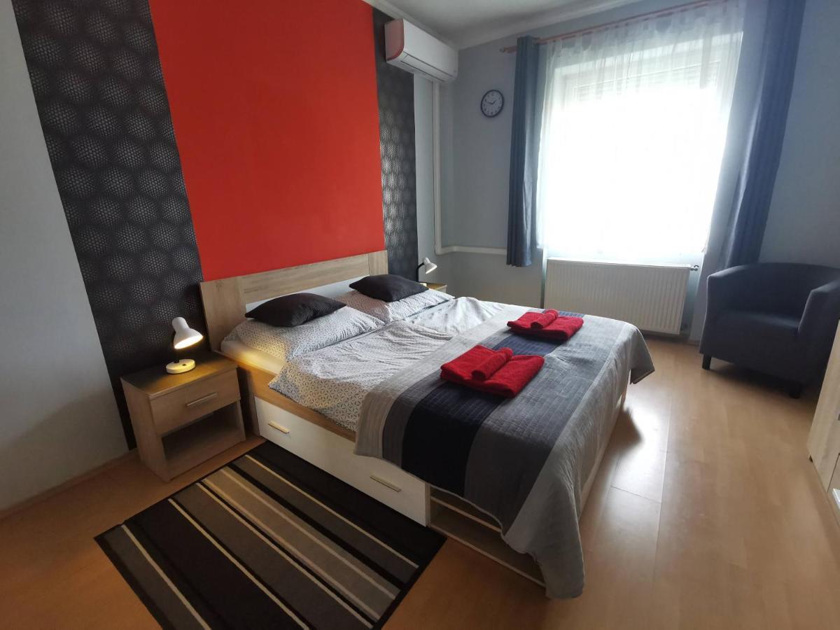 Smart Szallas Apartman Μίσκολτς Εξωτερικό φωτογραφία