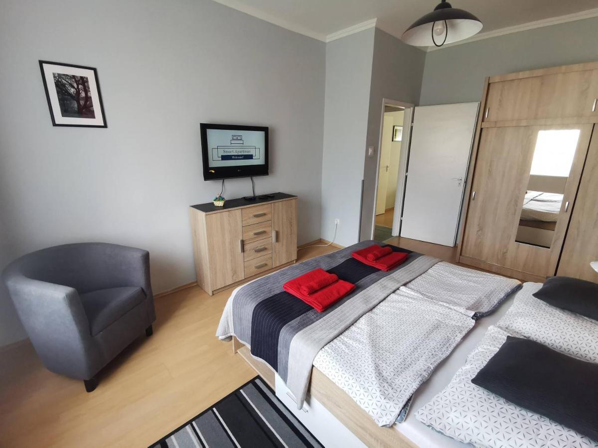 Smart Szallas Apartman Μίσκολτς Εξωτερικό φωτογραφία