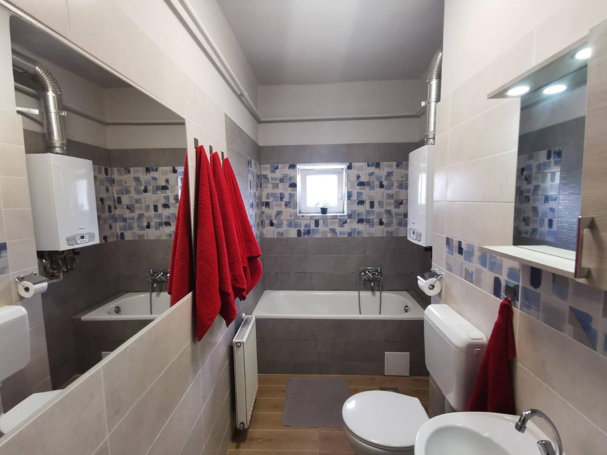Smart Szallas Apartman Μίσκολτς Εξωτερικό φωτογραφία